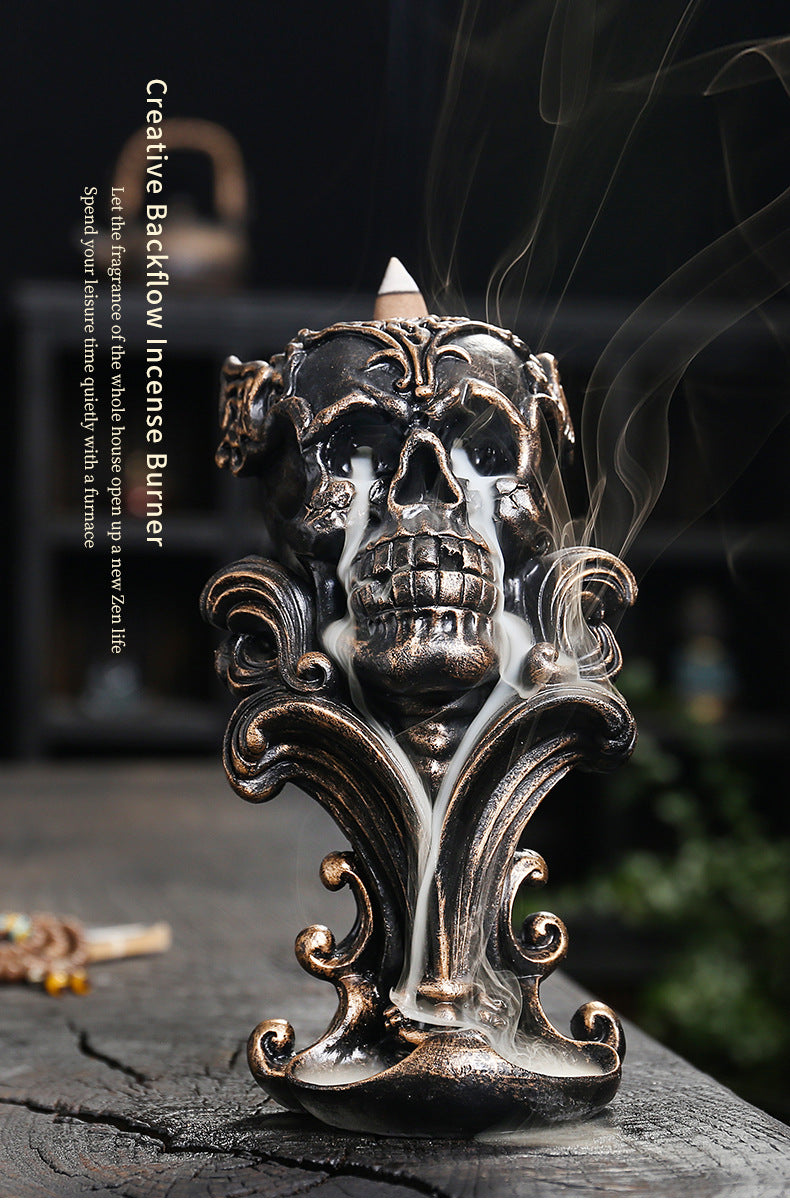 (Without Incense) Creative Resin Handicrafts Skull Backflow Incense Burner Home Ornament Halloween Decorations